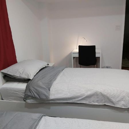 Guest House Room No 03 密西沙加 外观 照片